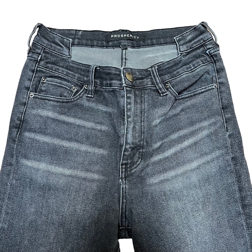 Prosperity Super High Rise Raw‎ Hem Jeans Black Size 29 Black Women’s - Picture 2 of 9